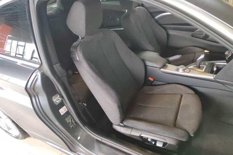 Used BMW 4 Series 2019 425i M Sport Package Right Front Seat