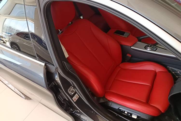 Used BMW 4 Series 2019 425i Gran Coupe M Sport Package Right Front Seat