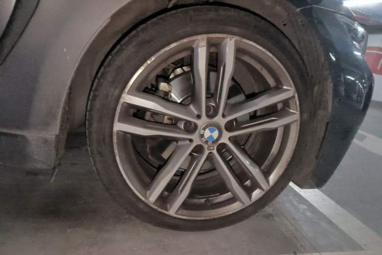 Used BMW 4 Series 2019 430i M Sport Night Edition Right Front Wheel Hub
