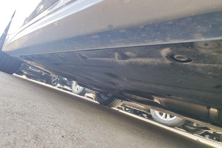 Used BMW 4 Series 2019 425i M Sport Package Right Side Sill