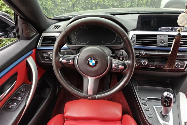 Used BMW 4 Series 2019 425i Gran Coupe M Sport Package Steering Wheel