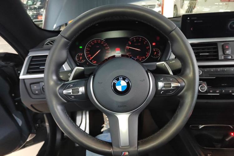 Used BMW 4 Series 2019 425i M Sport Package Steering Wheel