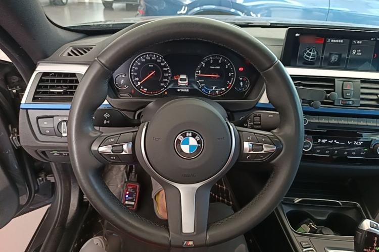Used BMW 4 Series 2019 425i Gran Coupe M Sport Package Steering Wheel