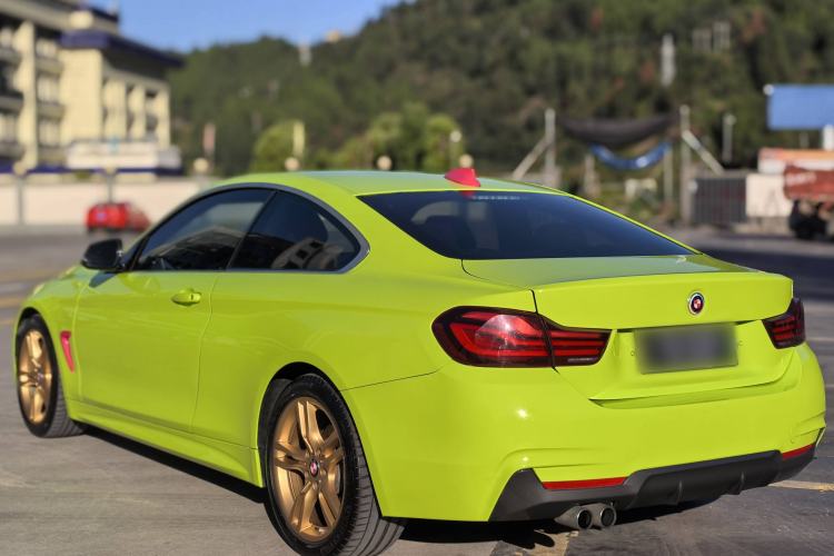 Used BMW 4 Series 2019 425i M Sport Package Exterior 3
