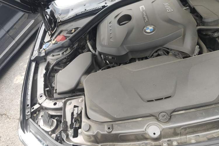 Used BMW 4 Series 2019 425i M Sport Package Engine Bay Right