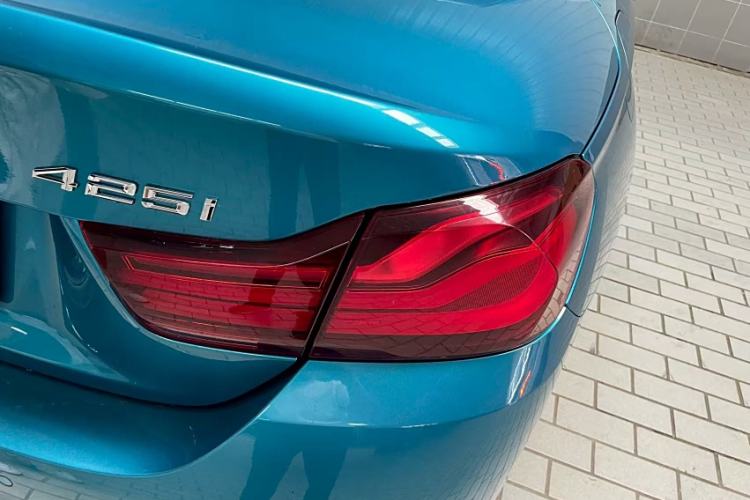 Used BMW 4 Series 2019 425i Convertible M Sport Package Exterior 6
