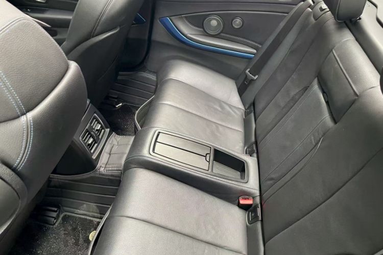 Used BMW 4 Series 2019 425i Convertible M Sport Package Interior 11