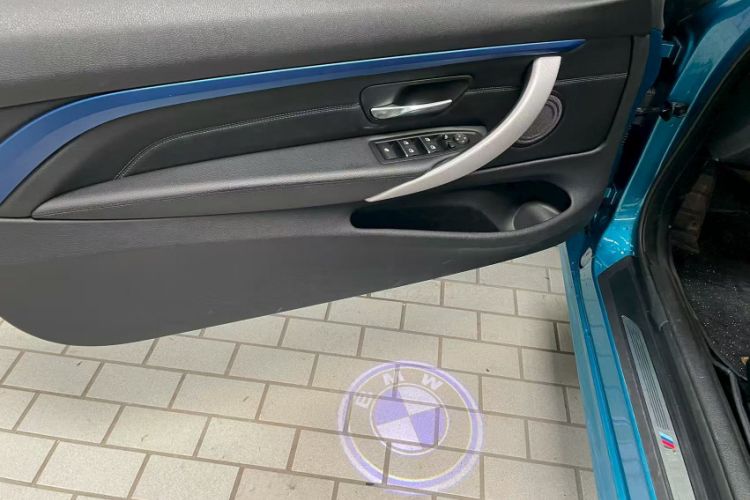 Used BMW 4 Series 2019 425i Convertible M Sport Package Interior 14