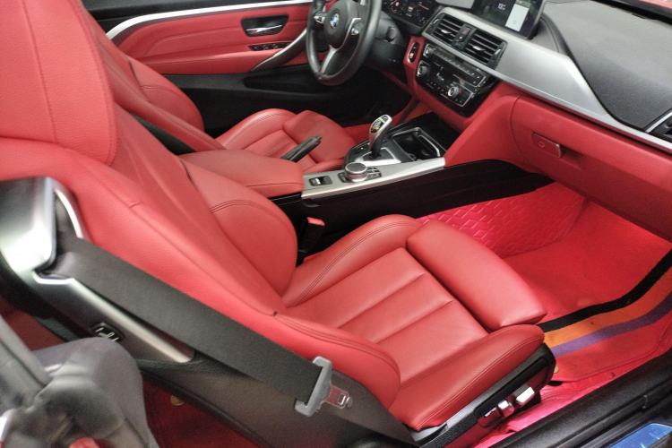 Used BMW 4 Series 2019 425i Convertible M Sport Package Right Front Seat