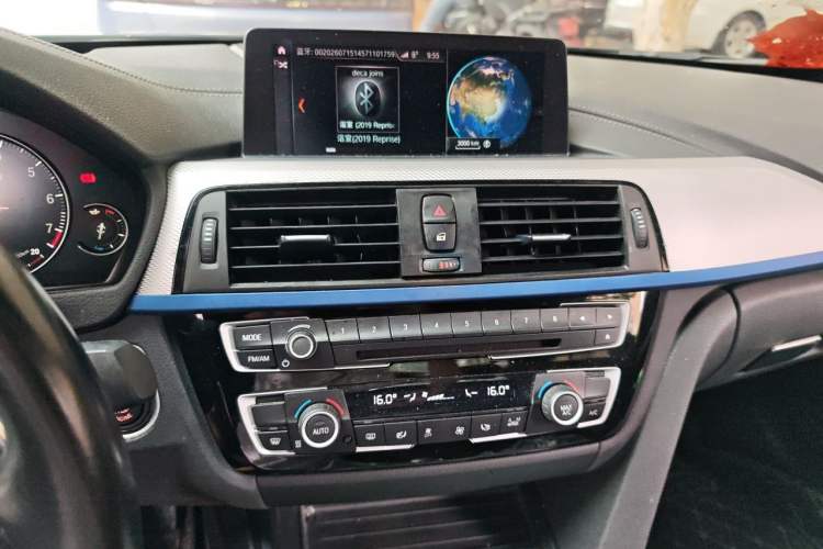 Used BMW 4 Series 2019 425i M Sport Package Audio And AC Panel
