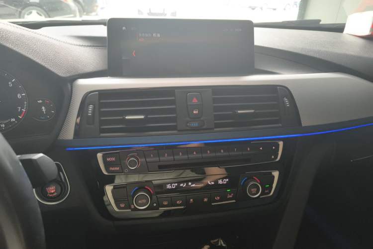 Used BMW 4 Series 2019 425i Gran Coupe M Sport Package Audio And AC Panel