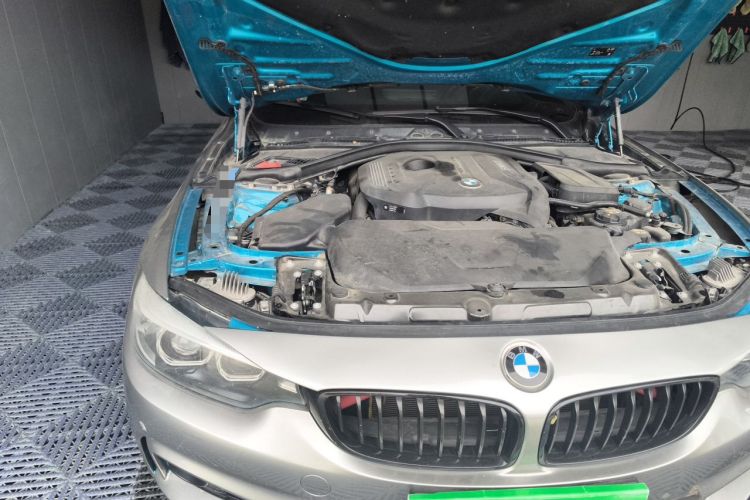 Used BMW 4 Series 2019 425i Gran Coupe M Sport Package Engine Bay Right