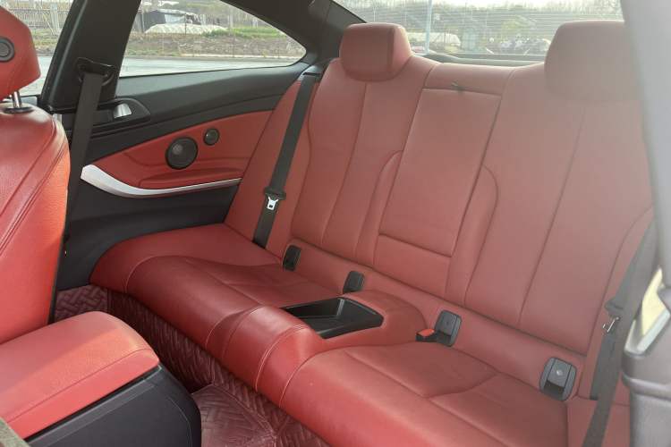 Used BMW 4 Series 2019 430i M Sport Night Edition Interior 4
