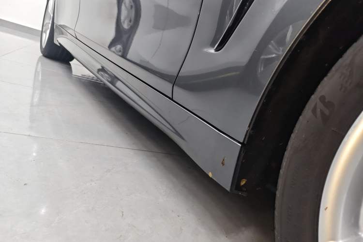 Used BMW 4 Series 2019 425i Gran Coupe M Sport Night Edition Right Side Sill