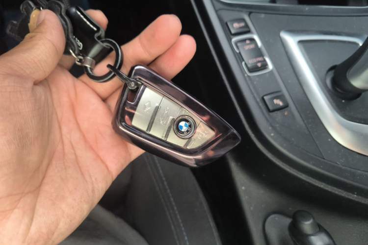 Used BMW 4 Series 2019 425i Gran Coupe M Sport Package Vehicle Key