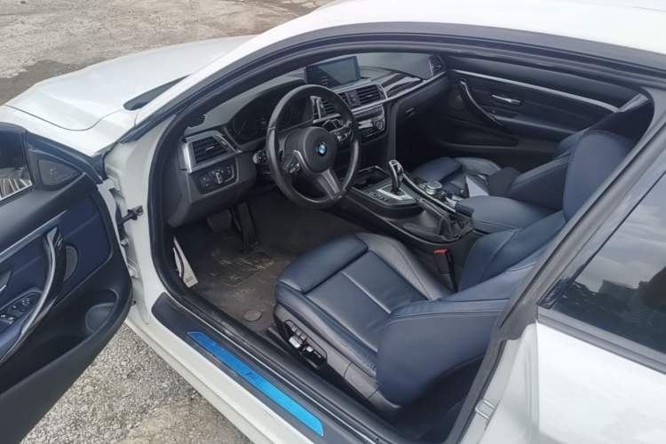 Used BMW 4 Series 2019 430i M Sport Night Edition Driver Seat