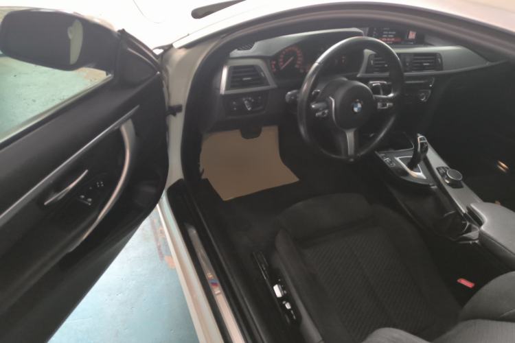 Used BMW 4 Series 2019 425i M Sport Package Driver Seat