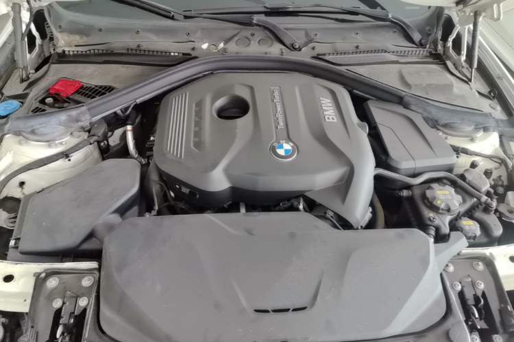 Used BMW 4 Series 2019 425i Gran Coupe M Sport Night Edition Engine Bay