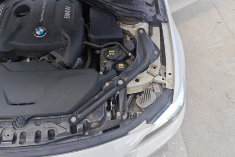 Used BMW 4 Series 2019 425i Convertible M Sport Package Engine Bay Left