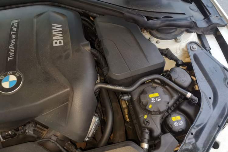 Used BMW 4 Series 2019 425i Convertible M Sport Package Engine Bay Left