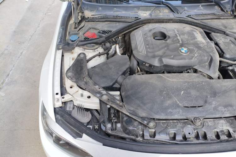 Used BMW 4 Series 2019 425i Convertible M Sport Package Engine Bay Right