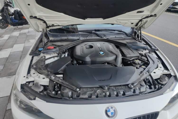 Used BMW 4 Series 2019 425i Convertible M Sport Night Edition Engine Bay Right