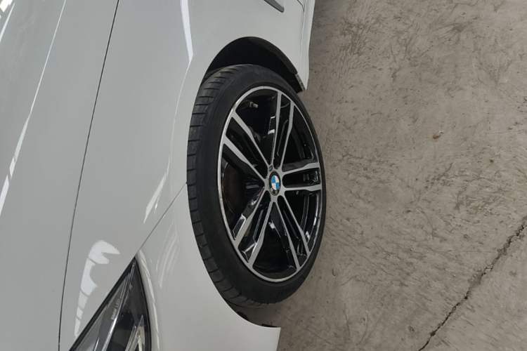 Used BMW 4 Series 2019 425i Gran Coupe M Sport Package Exterior 4