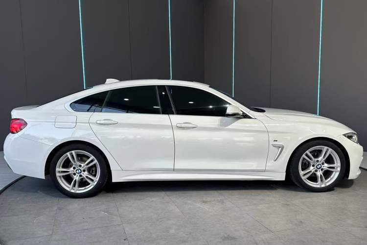 Used BMW 4 Series 2019 425i Gran Coupe M Sport Package Exterior 4