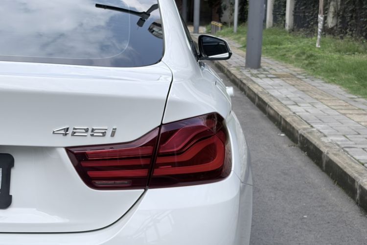Used BMW 4 Series 2019 425i Gran Coupe M Sport Package Exterior 6