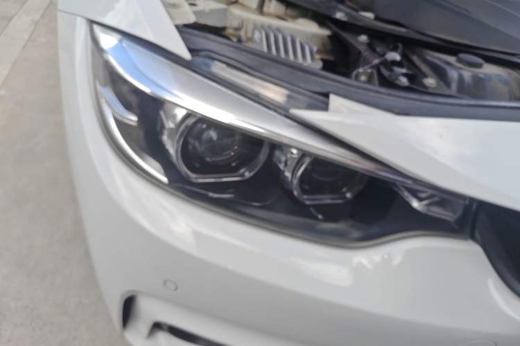 Used BMW 4 Series 2019 425i Convertible M Sport Package Exterior 6