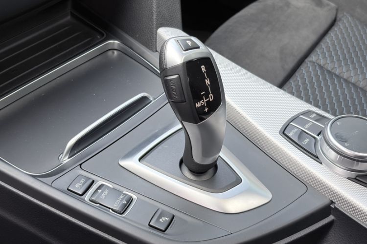 Used BMW 4 Series 2019 425i Gran Coupe M Sport Package Gear Lever