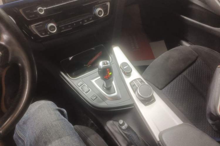 Used BMW 4 Series 2019 425i Gran Coupe M Sport Package Gear Lever