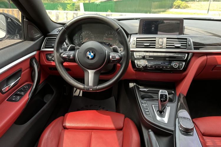 Used BMW 4 Series 2019 430i Gran Coupe M Sport Night Edition Interior 10