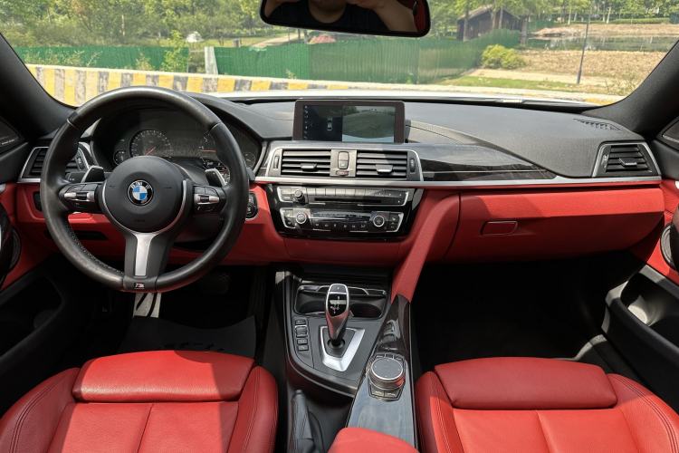 Used BMW 4 Series 2019 430i Gran Coupe M Sport Night Edition Interior 2