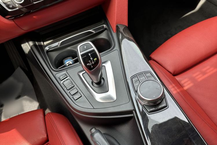 Used BMW 4 Series 2019 430i Gran Coupe M Sport Night Edition Interior 4