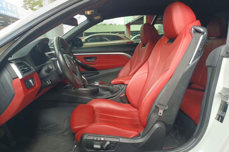 Used BMW 4 Series 2019 430i Convertible M Sport Night Edition Left Front Seat