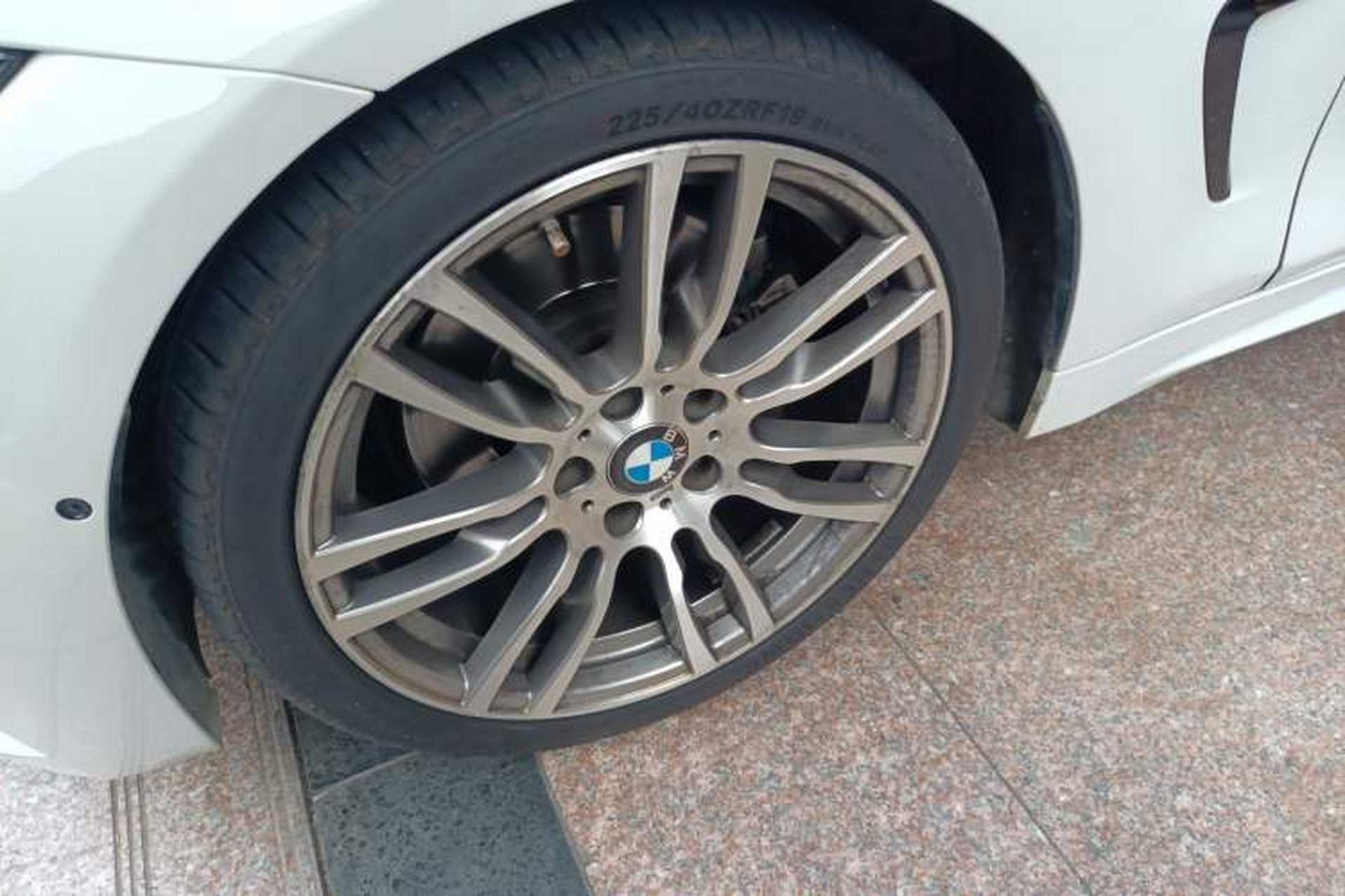 Used BMW 4 Series 2019 430i Convertible M Sport Night Edition Left Front Wheel Hub