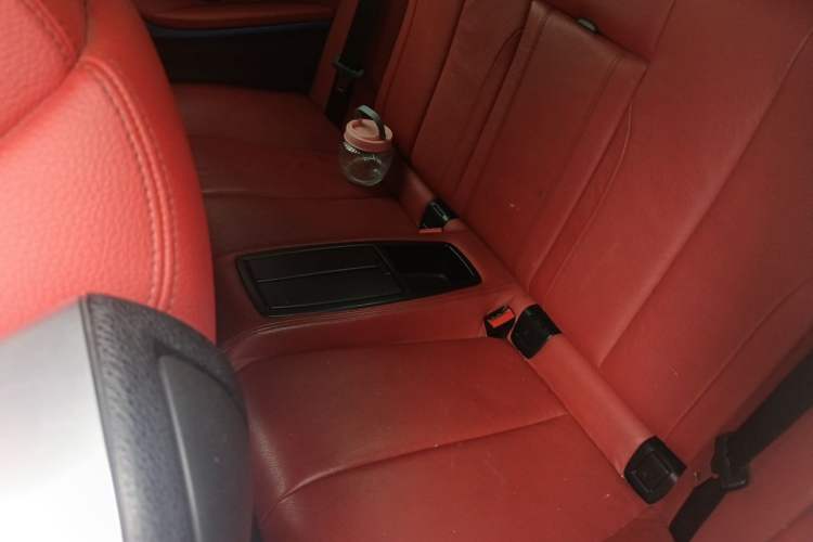 Used BMW 4 Series 2019 425i Convertible M Sport Package Left Rear Seat