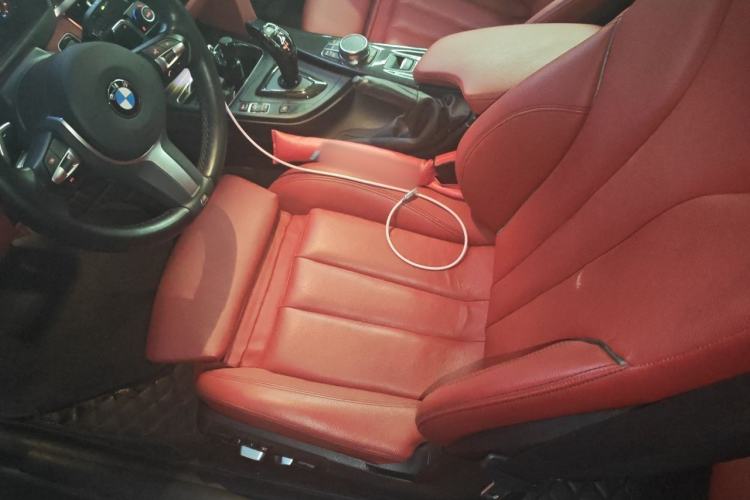 Used BMW 4 Series 2019 425i Convertible M Sport Package Left Rear Seat