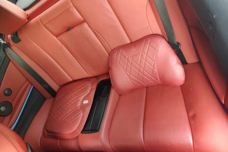 Used BMW 4 Series 2019 425i Convertible M Sport Night Edition Left Rear Seat