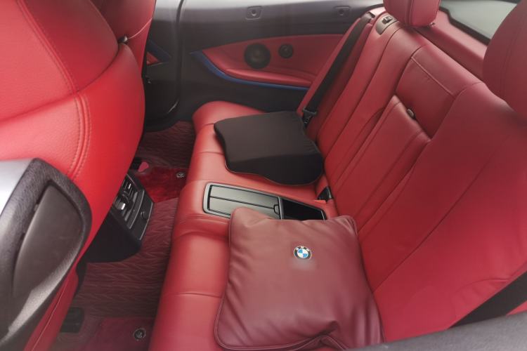 Used BMW 4 Series 2019 425i Convertible M Sport Package Left Rear Seat
