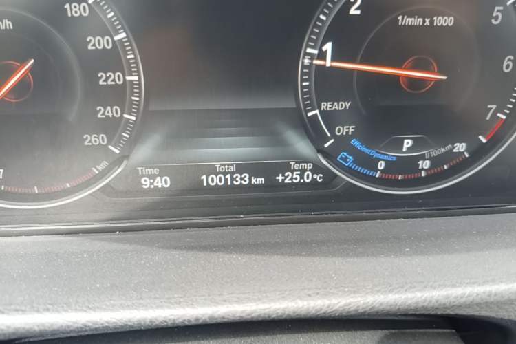 Used BMW 4 Series 2019 430i M Sport Night Edition Odometer Close Up