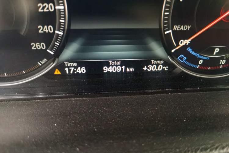 Used BMW 4 Series 2019 425i Convertible M Sport Package Odometer Close Up