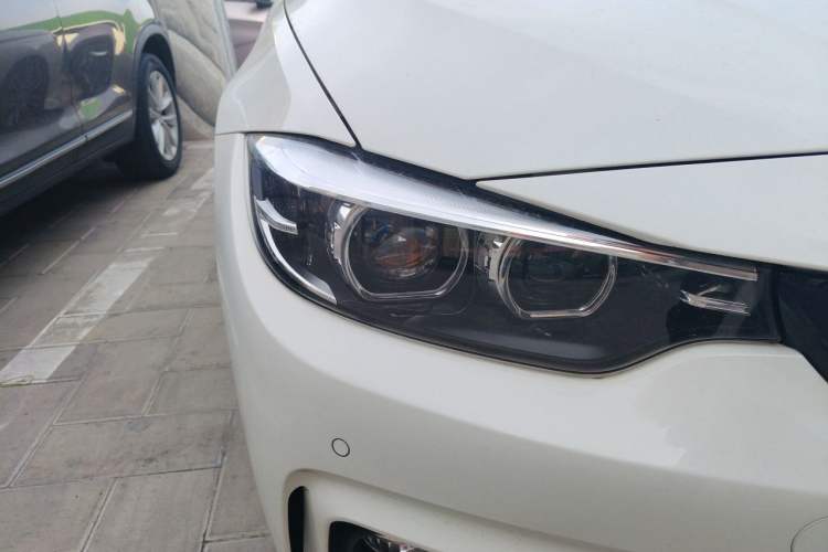 Used BMW 4 Series 2019 430i Convertible M Sport Night Edition Right Front Headlight