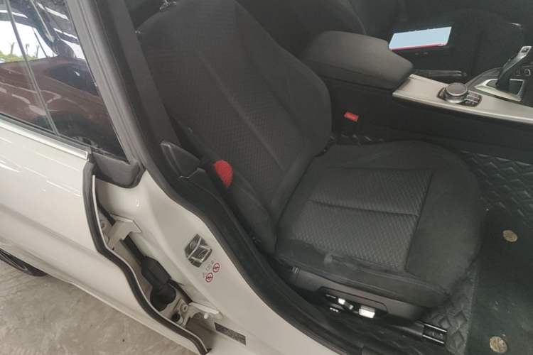 Used BMW 4 Series 2019 425i Gran Coupe M Sport Package Right Front Seat