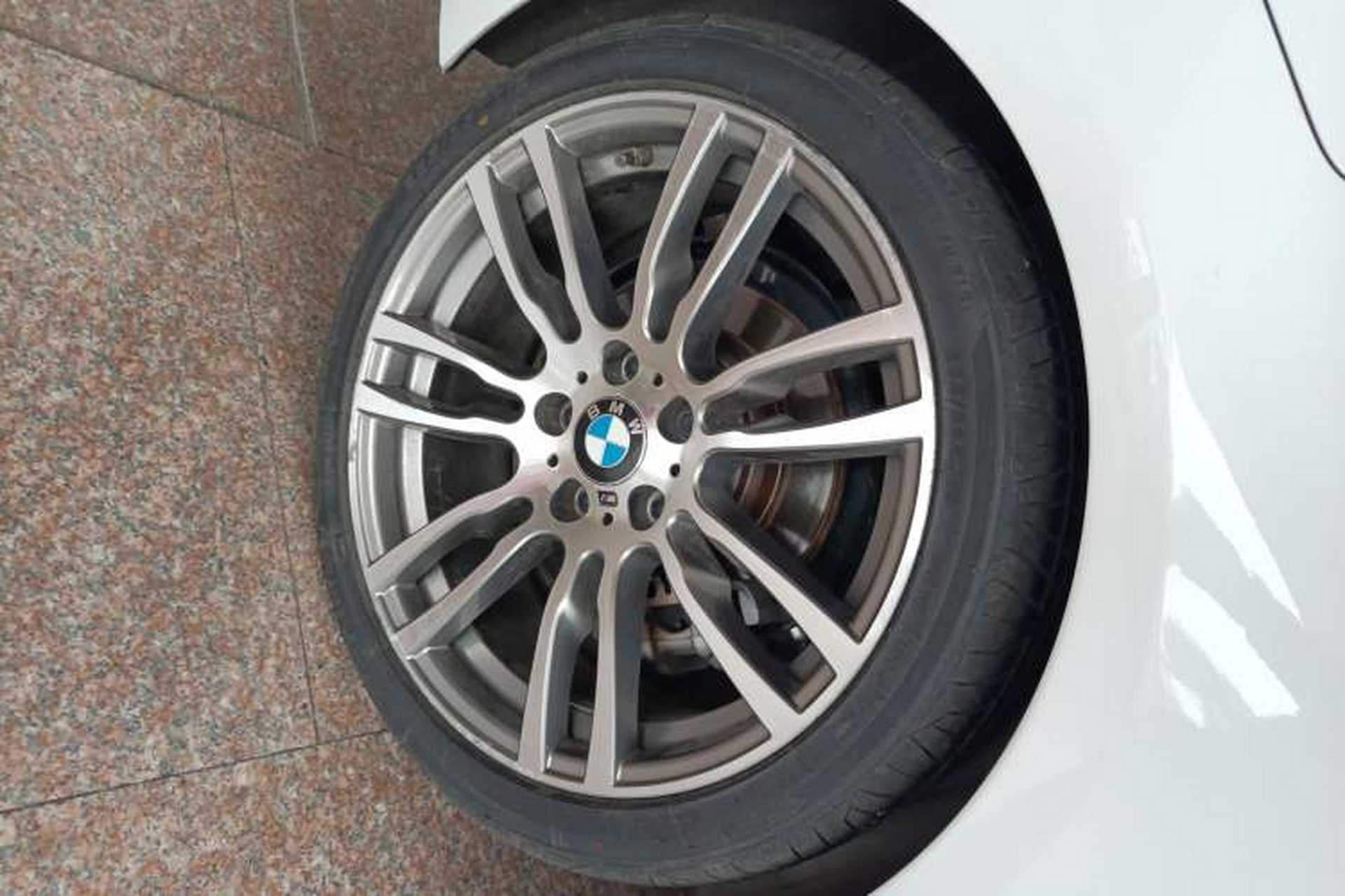 Used BMW 4 Series 2019 430i Convertible M Sport Night Edition Right Rear Wheel Hub
