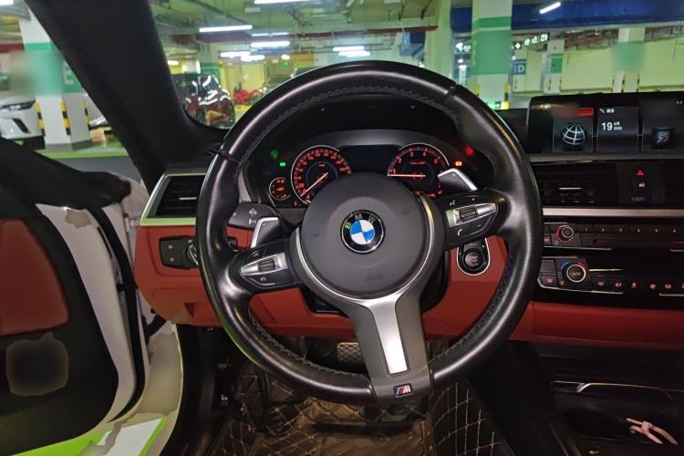 Used BMW 4 Series 2019 425i Gran Coupe M Sport Night Edition Steering Wheel