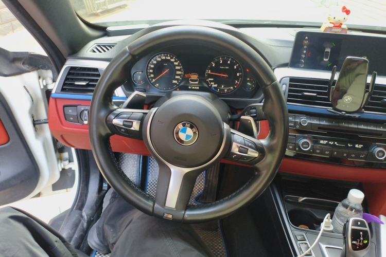 Used BMW 4 Series 2019 425i Convertible M Sport Package Steering Wheel