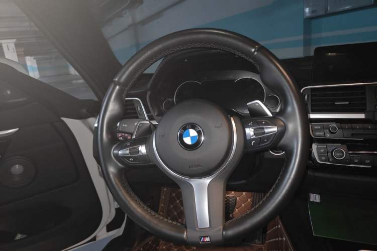 Used BMW 4 Series 2019 430i M Sport Night Edition Steering Wheel