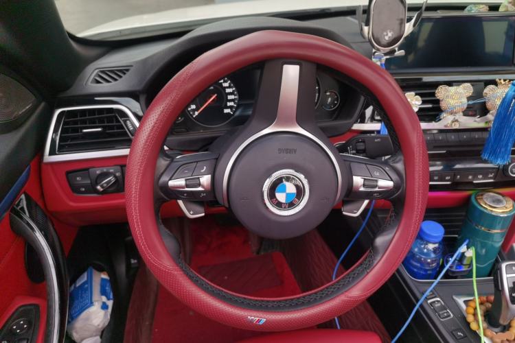 Used BMW 4 Series 2019 425i Convertible M Sport Package Steering Wheel